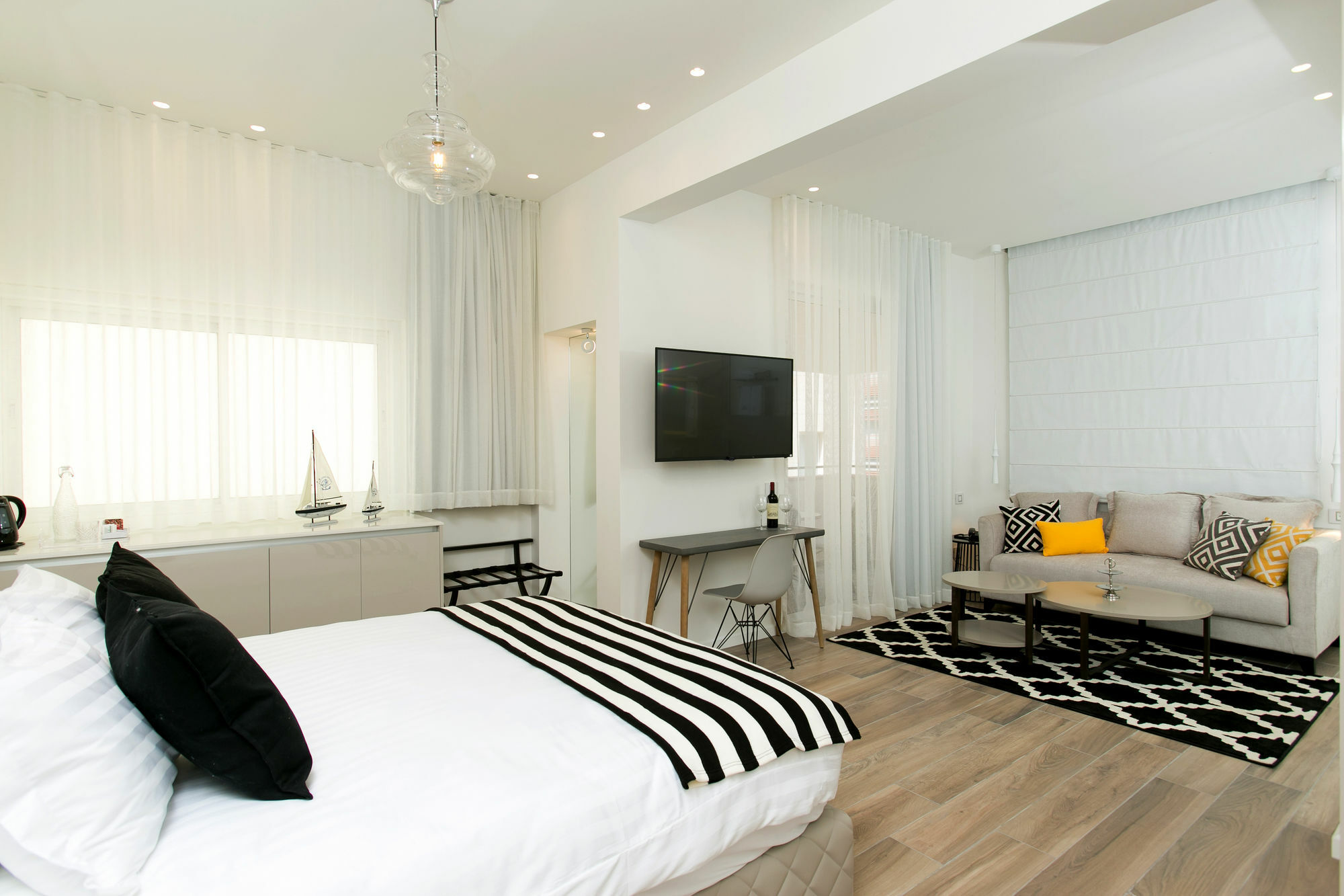 K Suites Tlv By The Beach Τελ Αβίβ Εξωτερικό φωτογραφία